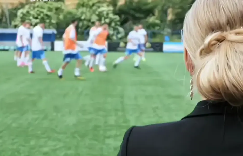 法国电影《Footballers'Moms》足球队的女老板们免费在线观看完整版